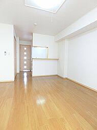 グラート 102 1階ワンルームのリビング/ダイニング