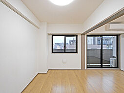 ＣＯＵＲＴ　ＴＡＫＥＴＯＫＵ　III 305 3階1LDKのリビング/ダイニング