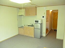 レオパレス武蔵砂川I 206 2階1Kのリビング/ダイニング