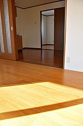 ドリ−ムキャッスル 203 2階2DKのリビング/ダイニング