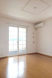 アクティブ・ウィングV 203 2階2LDKのリビング/ダイニング