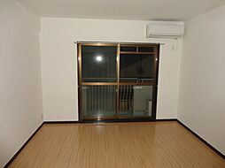 グリーンヴィレッジ 3階1DKのリビング/ダイニング