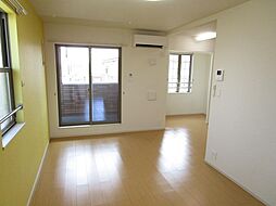 ニュー　インプレスＣ 2階1LDKのリビング/ダイニング