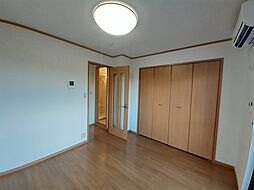 南海高野線 金剛駅 徒歩18分の賃貸アパート 2階1Kのリビング/ダイニング