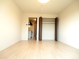 リバーサイドヒルズ 202 2階1Kのリビング/ダイニング