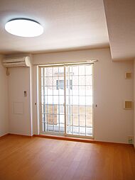 サンメゾンI 102 1階1Kのリビング/ダイニング