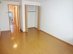 プリマ・レーベン 1階1Kのリビング/ダイニング