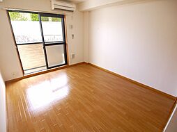 アーバン御陵 1階1Kのリビング/ダイニング