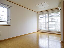 サニー・スクエアII 2階2LDKのリビング/ダイニング