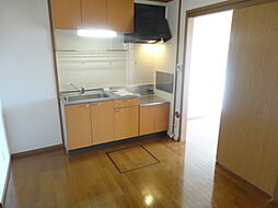 プルメリアＣ 1階2DKのリビング/ダイニング