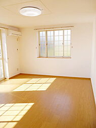 メゾンドラパンI 2階2LDKのリビング/ダイニング