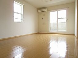 グレイスフルｍｉｙａ 2階2LDKのリビング/ダイニング