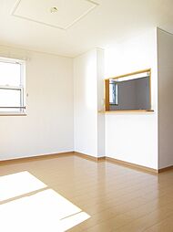 エバーグリーン 2階2LDKのリビング/ダイニング