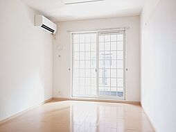 シャン　プリュネル 102 1階2DKのリビング/ダイニング