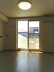 ウエスト・ゲート・アベニュー 202