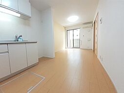 名古屋市営上飯田線 上飯田駅 バス18分 金田町二丁目下車 徒歩2分の賃貸アパート 1階1LDKのリビング/ダイニング