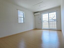 ウエスト　ヴィラII 1階1LDKのリビング/ダイニング