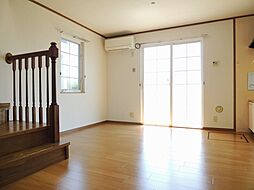 コリーヌメゾン 1階2LDKのリビング/ダイニング