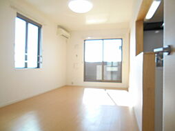 JR東海道本線 岐阜駅 バス17分 県庁停下車 徒歩5分の賃貸アパート 3階1LDKのリビング/ダイニング