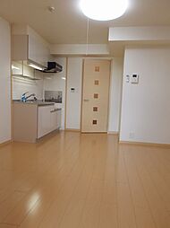 近鉄京都線 近鉄丹波橋駅 徒歩15分の賃貸アパート 2階1LDKのリビング/ダイニング