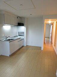 名鉄名古屋本線 宇頭駅 徒歩19分の賃貸アパート 2階2LDKのリビング/ダイニング