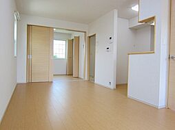 東武桐生線 三枚橋駅 徒歩29分の賃貸アパート 1階1LDKのリビング/ダイニング