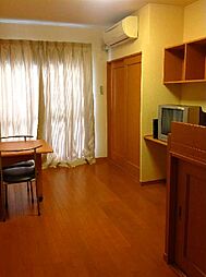 レオパレスメイ 103 1階1Kのリビング/ダイニング