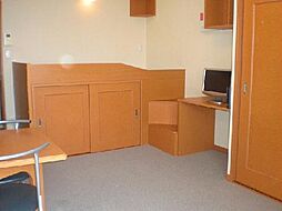 レオパレスコンフォール 208 2階1Kのリビング/ダイニング