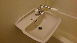 JR高崎線 高崎駅 バス26分 福島下車 徒歩11分の賃貸アパート 1階1Kのリビング/ダイニング