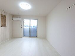 アクシズ 201 2階1Kのリビング/ダイニング