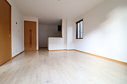 ミルフィーユおゆみ野　I 101 1階2LDKのリビング/ダイニング