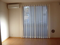 ベル・グラース 2階1Kのリビング/ダイニング