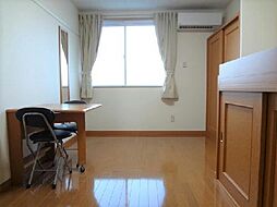 レオパレスクレール 110 1階1Kのリビング/ダイニング