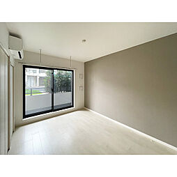 JR山手線 目黒駅 バス5分 自然園下下車 徒歩3分の賃貸マンション 1階1Kのリビング/ダイニング