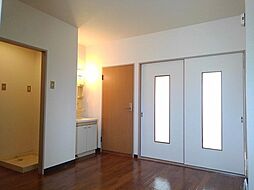 アクティブ乙黒 205 2階2DKのリビング/ダイニング