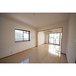 福岡市地下鉄箱崎線 貝塚駅 徒歩8分の賃貸マンション 1階1LDKのリビング/ダイニング