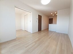 レジデンスノーブルＰａｒｔ．4 2階2LDKのリビング/ダイニング