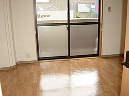 リバーサイド21 103 1階1Kのリビング/ダイニング