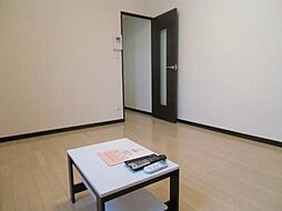 レオネクストエスペランサ泉II 2階1Kのリビング/ダイニング