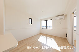 ロズレ 201 2階1LDKのリビング/ダイニング