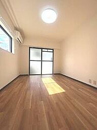 エトワール上連雀 110 1階ワンルームのリビング/ダイニング