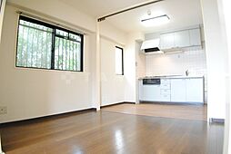 大阪モノレール本線 少路駅 徒歩13分の賃貸マンション 3階2LDKのリビング/ダイニング