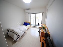 エルプレイス東三国 7階1Kのリビング/ダイニング