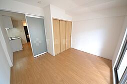 Osaka Metro御堂筋線 江坂駅 徒歩5分の賃貸マンション 8階1DKのリビング/ダイニング