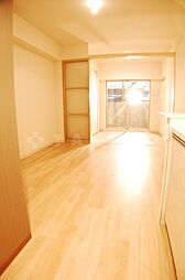 Osaka Metro御堂筋線 本町駅 徒歩5分の賃貸マンション 3階1LDKのリビング/ダイニング