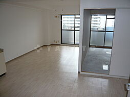 北大阪急行電鉄 桃山台駅 徒歩14分の賃貸マンション 1階2LDKのリビング/ダイニング