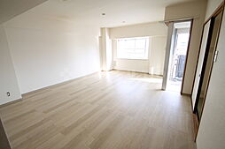 シャリマー五条 702