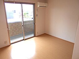 パークレジデンス中央 202 2階1LDKのリビング/ダイニング