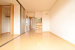 ヴィラ・グリーン 206 2階1LDKのリビング/ダイニング