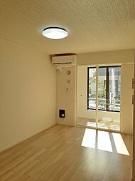 伊勢鉄道 河原田駅 徒歩11分の賃貸アパート 1階1LDKのリビング/ダイニング